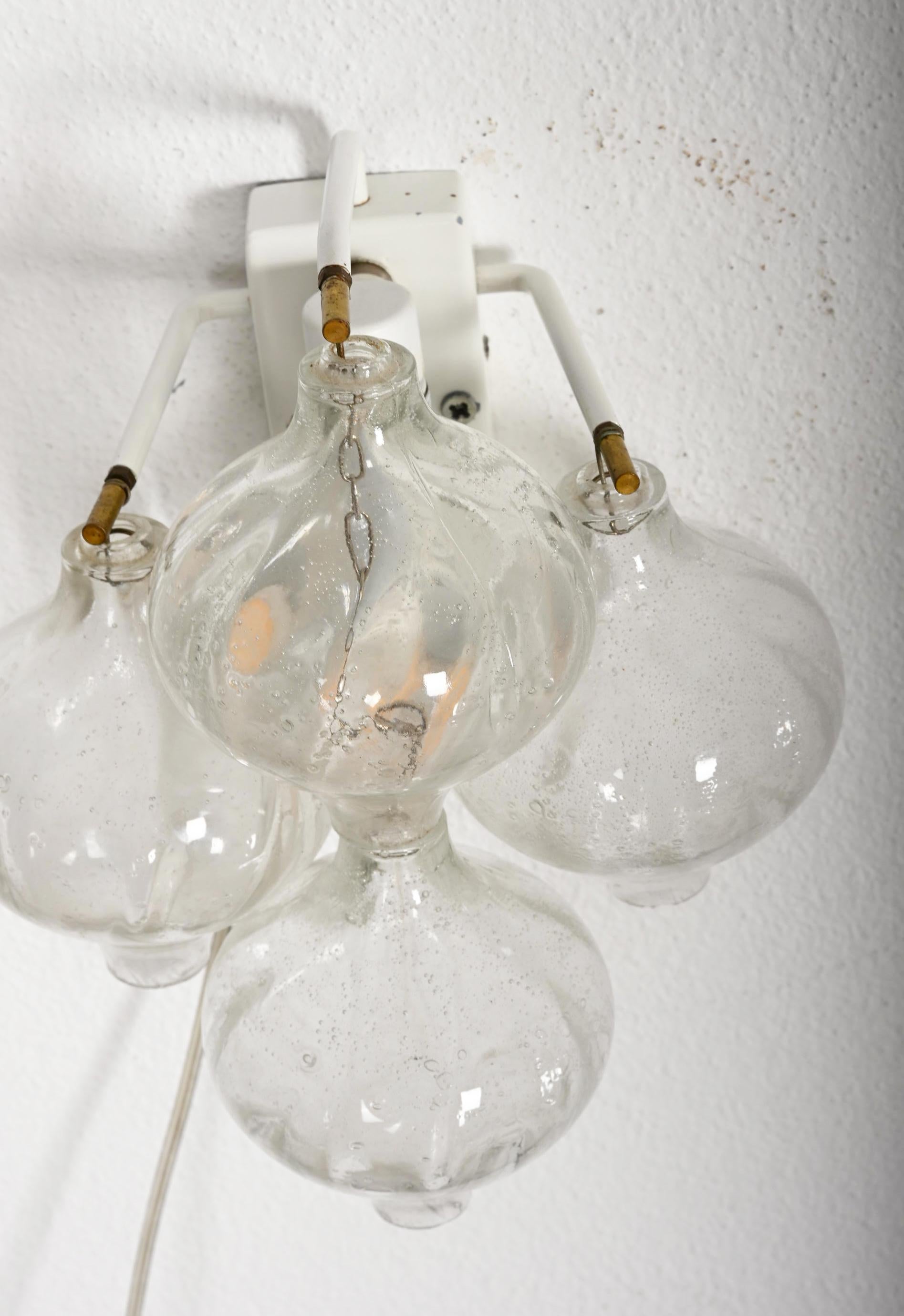 Tulipan Glas J.T. Kalmar Wandleuchten, Wandleuchter (Messing) im Angebot