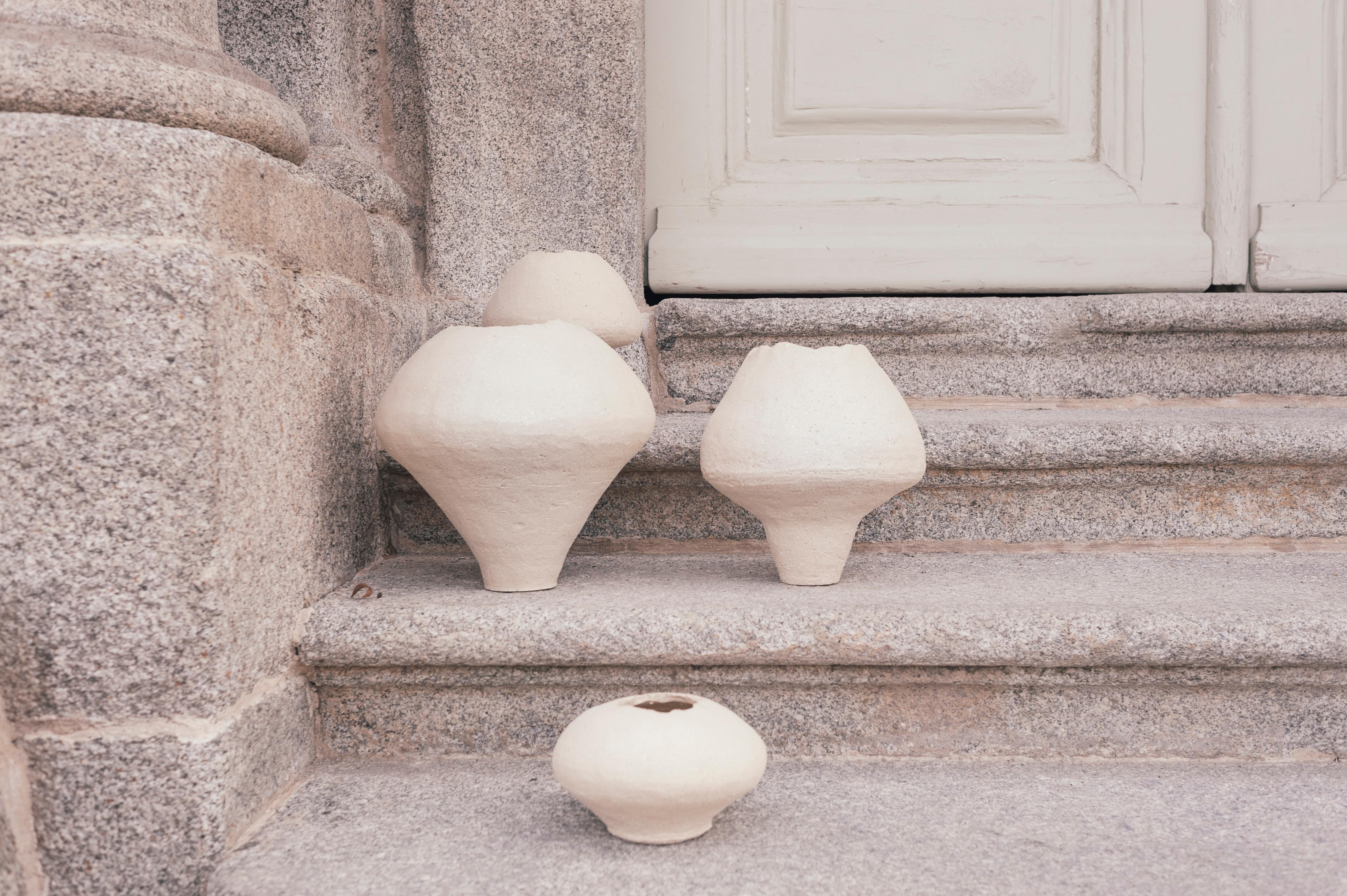 Tulipan Vase by MCB Ceramics For Sale 3