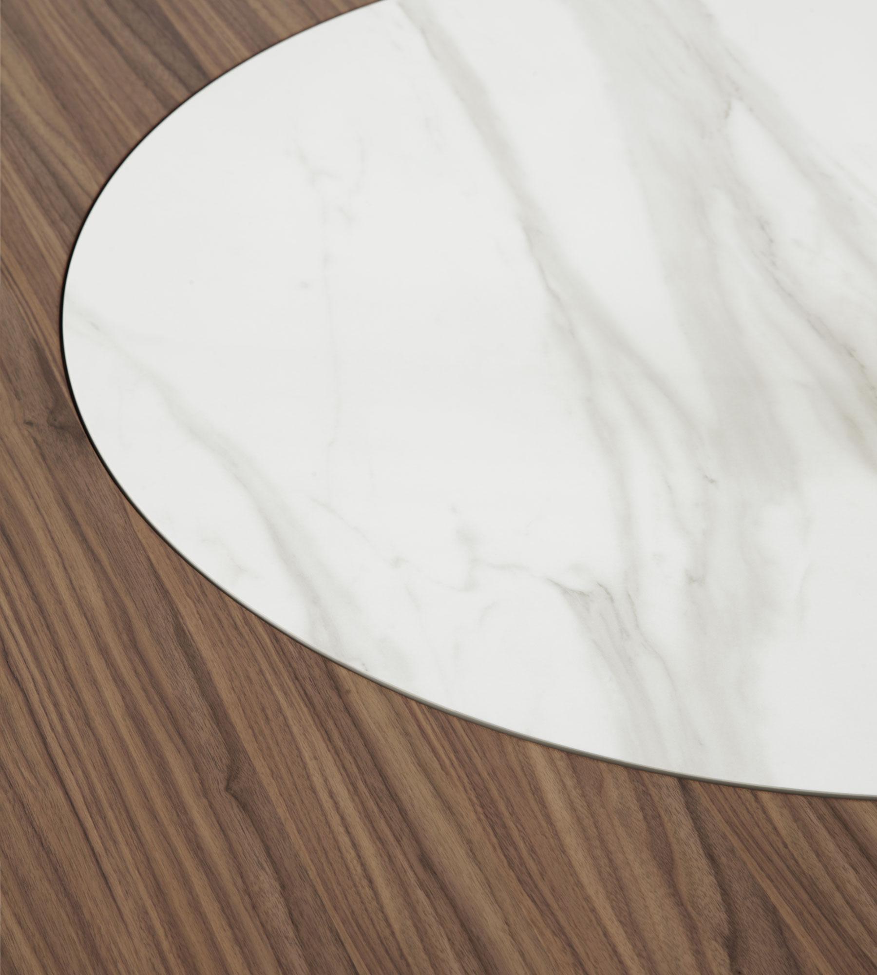 Tulipano Walnut Dining Table With Lazy Susan, 10 Seats, by Morica Design In New Condition For Sale In Geneve, CH
