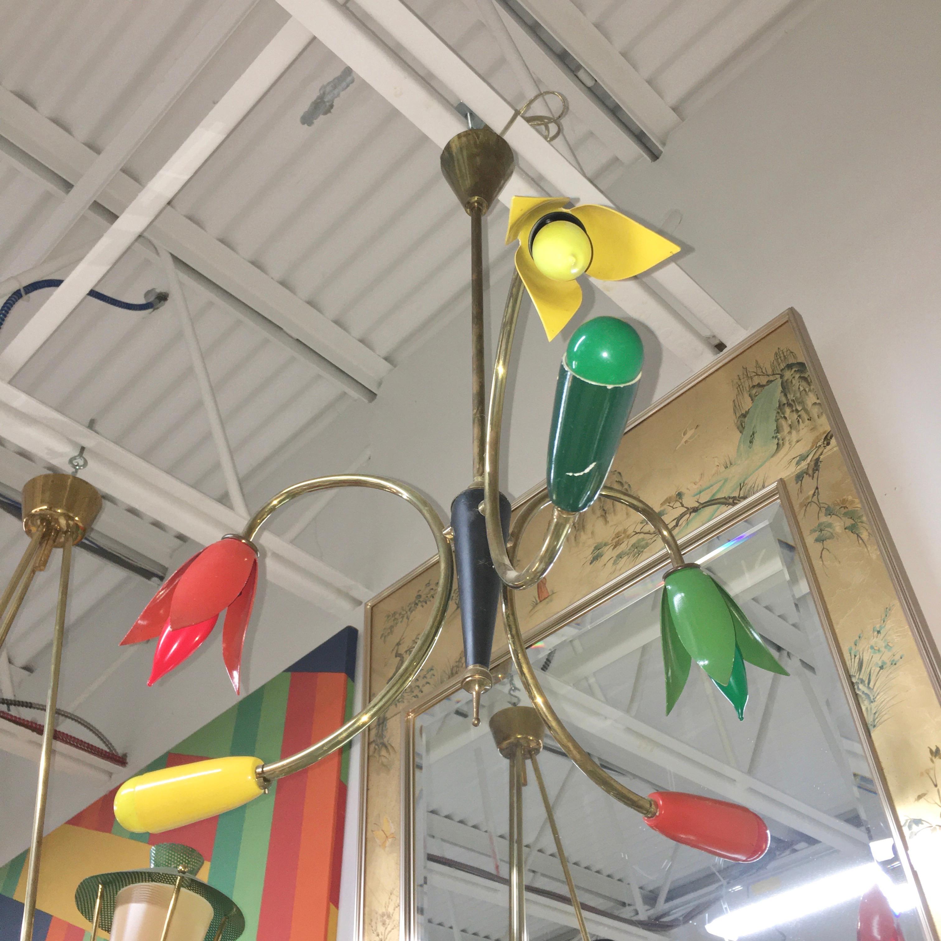 Tulips & Flowers Italian 1950's Chandelier In Good Condition For Sale In Hanover, MA