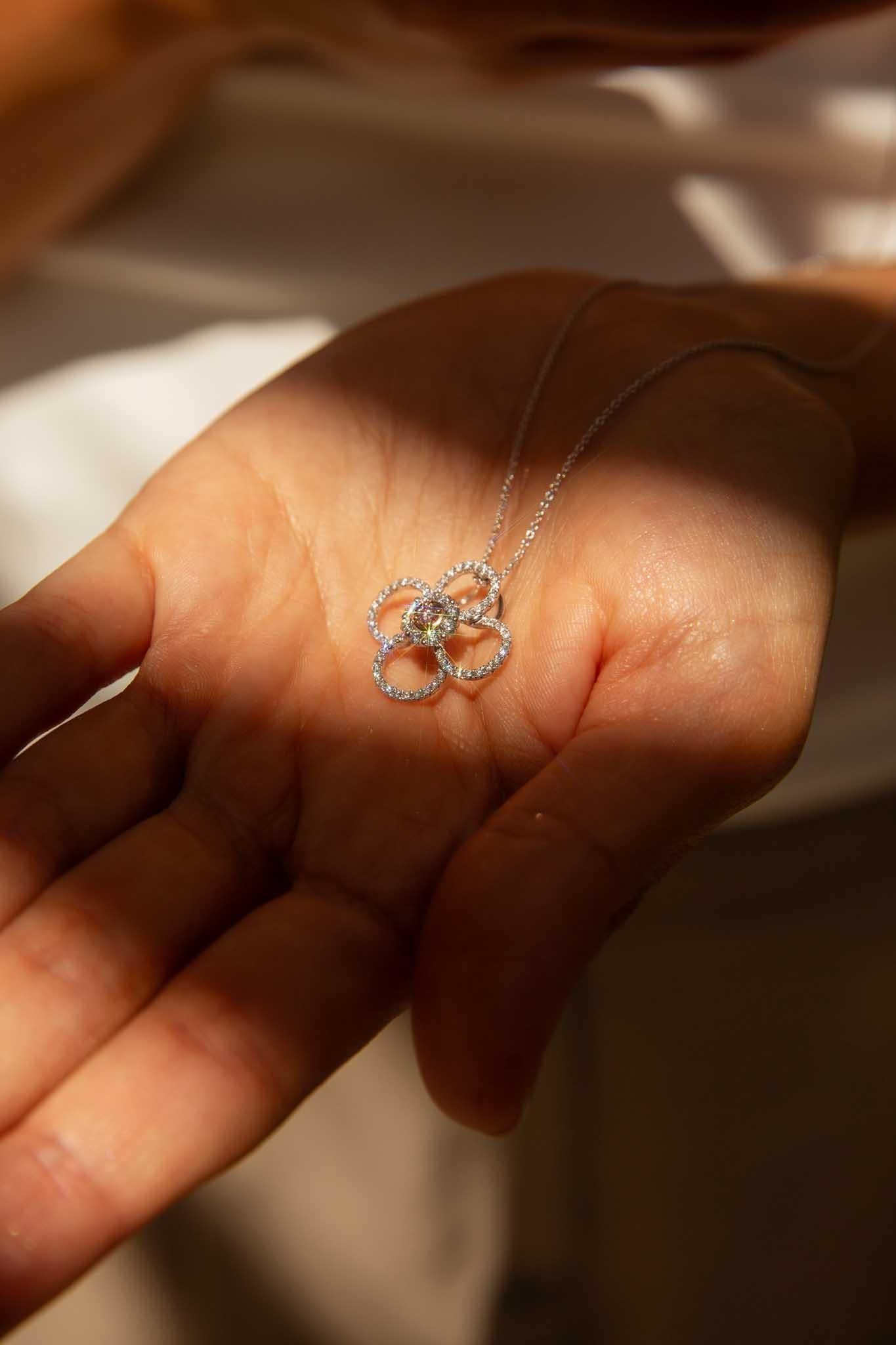 Contemporary Pink & White Diamond Pendant & Chain 18ct White & Rose Gold In Good Condition For Sale In Hamilton, AU