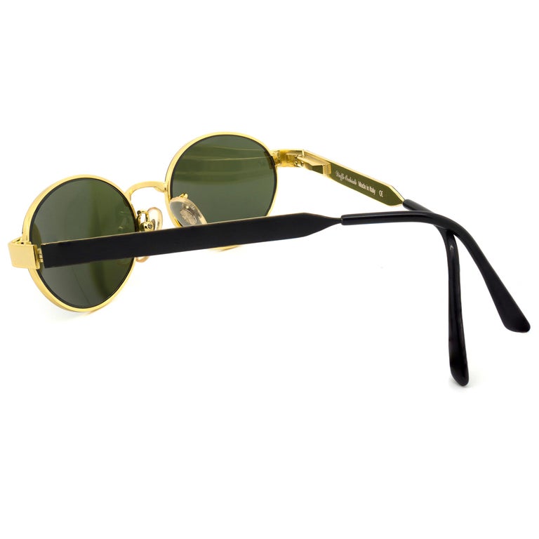 Oval vintage sunglasses by Tullio Abbate, Italy Vintage Tullio Abbate Sunglasses: Oval Gold/black Rim, UV  main image 4