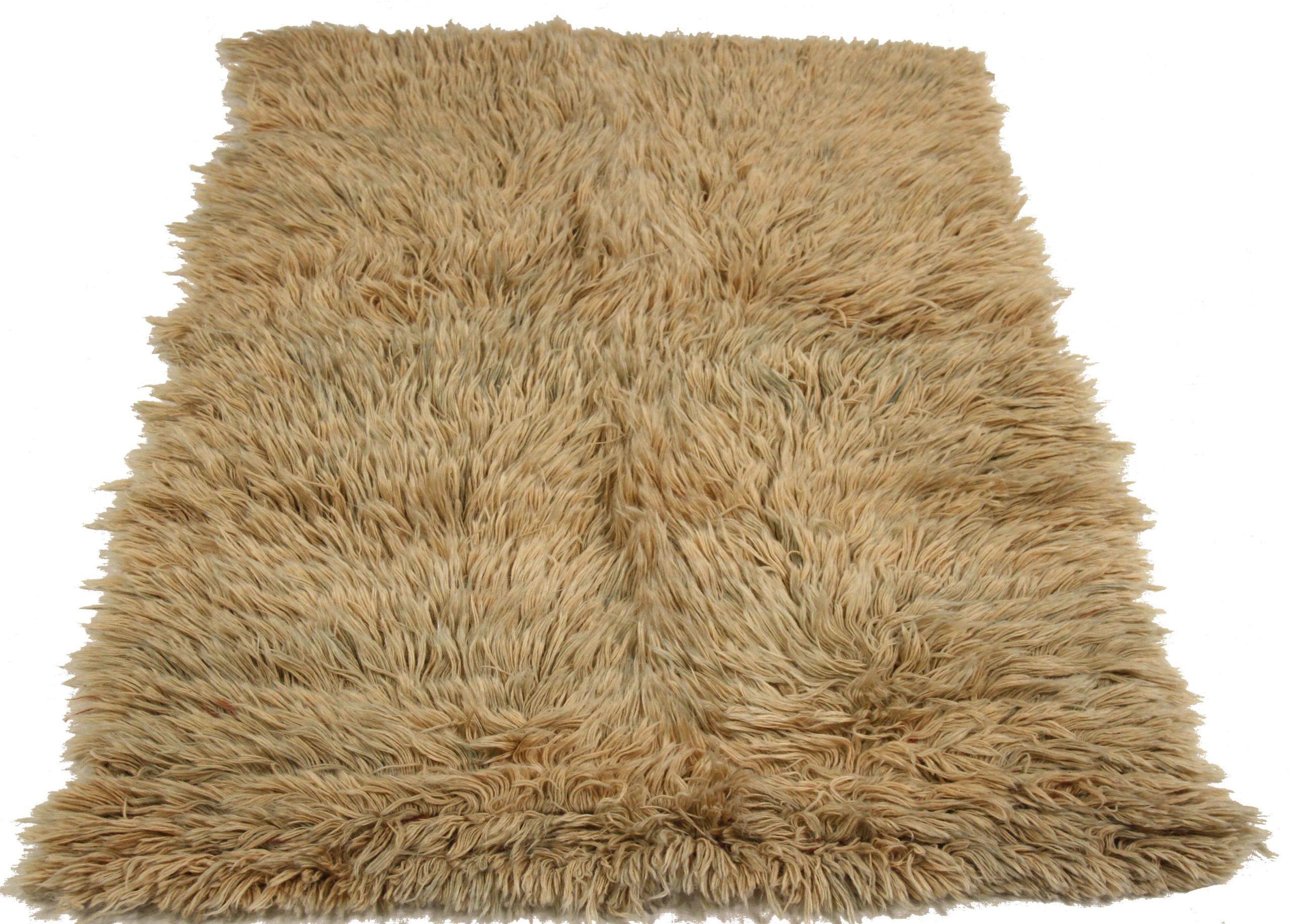 Entdecken Sie die Eleganz dieses einzigartigen Tulu mit den Area Rugs von Circa 1990. Dieses exklusive Design, das mit viel Liebe zum Detail entworfen wurde, ist perfekt, um Ihren Raum zu verschönern.