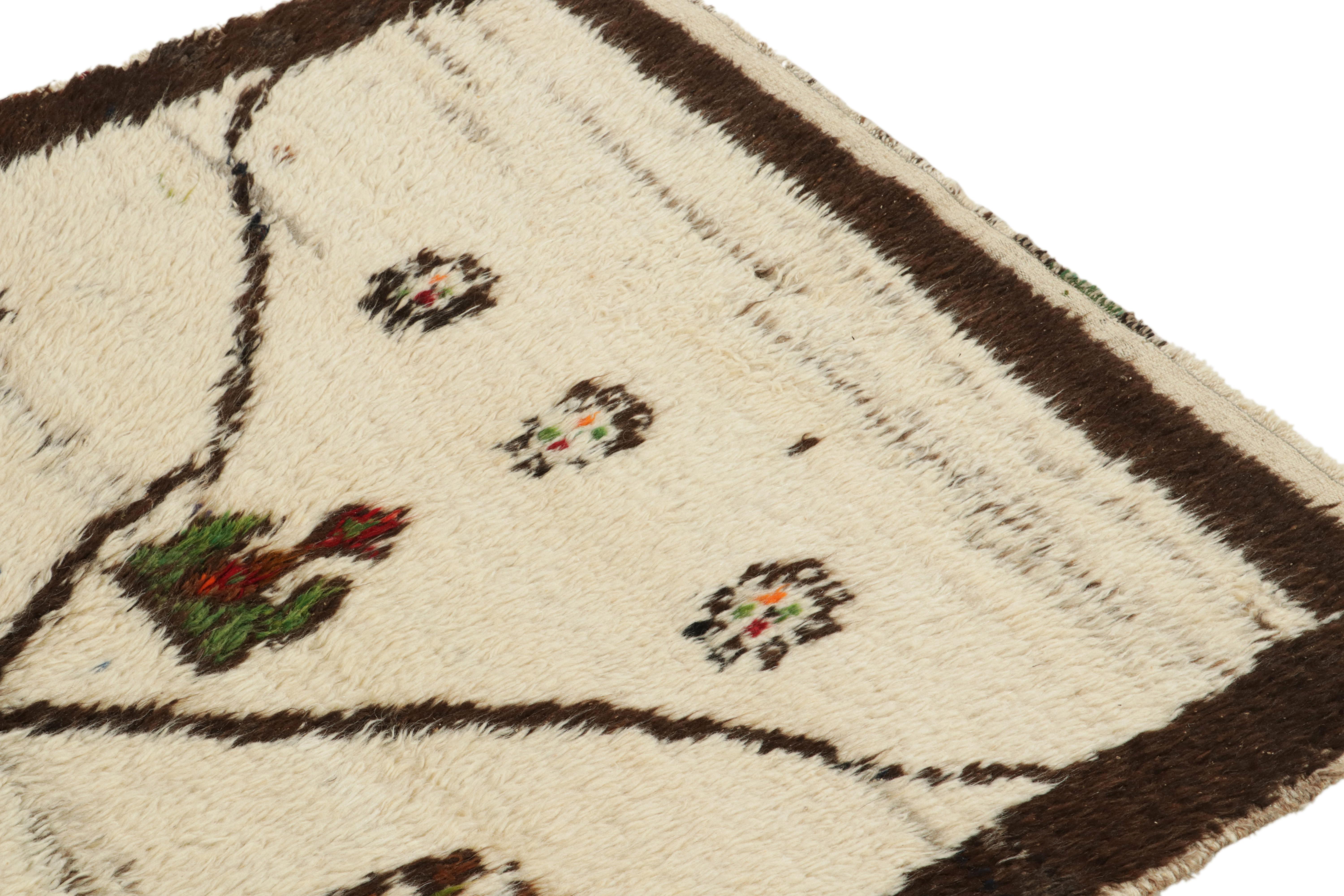 Turkish Vintage Tulu Shag Rug In White With Brown Geometric Patterns By Rug & Kilim For Sale