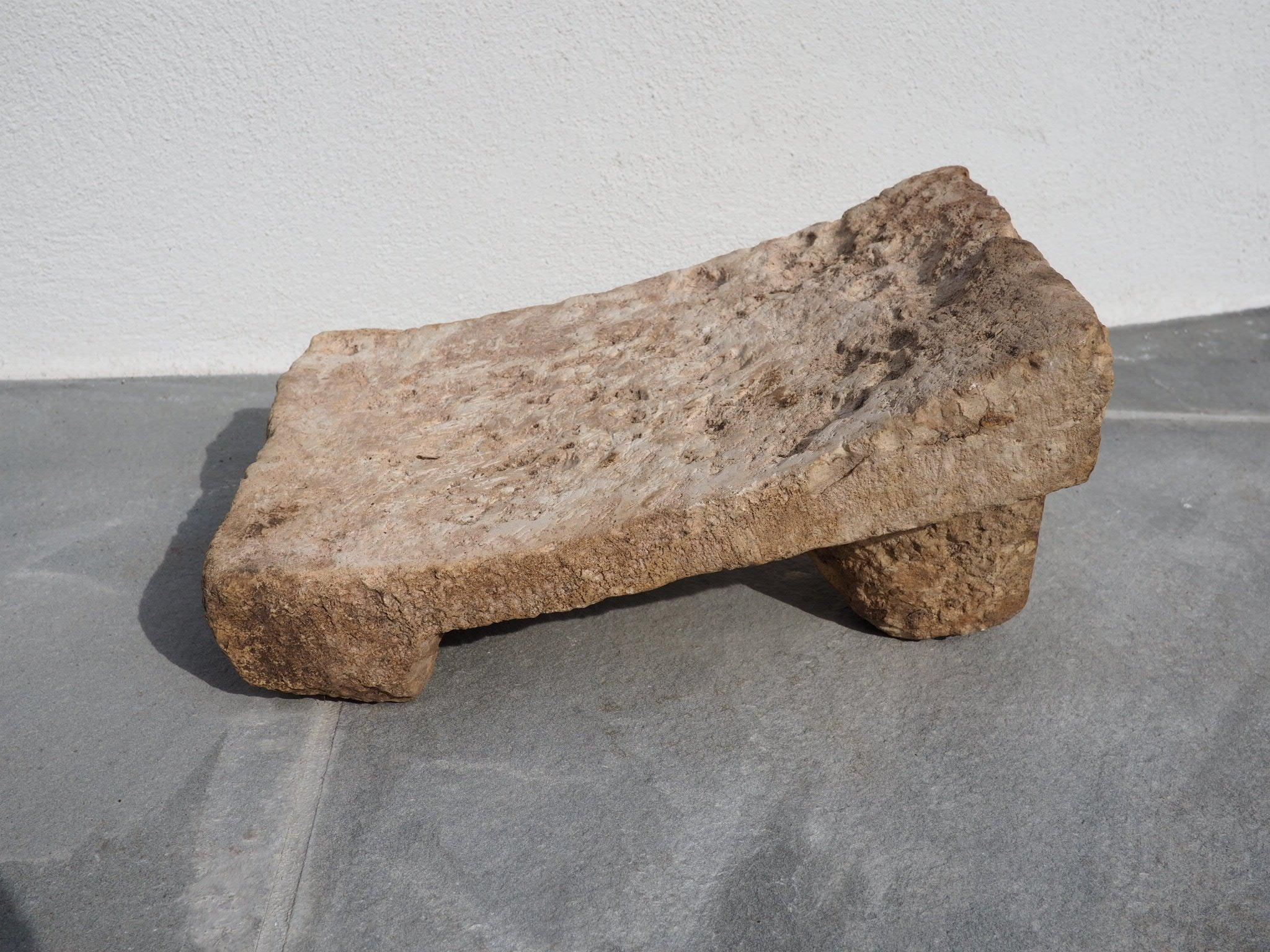 19th century hand carved metate de Piedra from Tulum. Beautifully aged & patinated.

*This item cannot be returned.