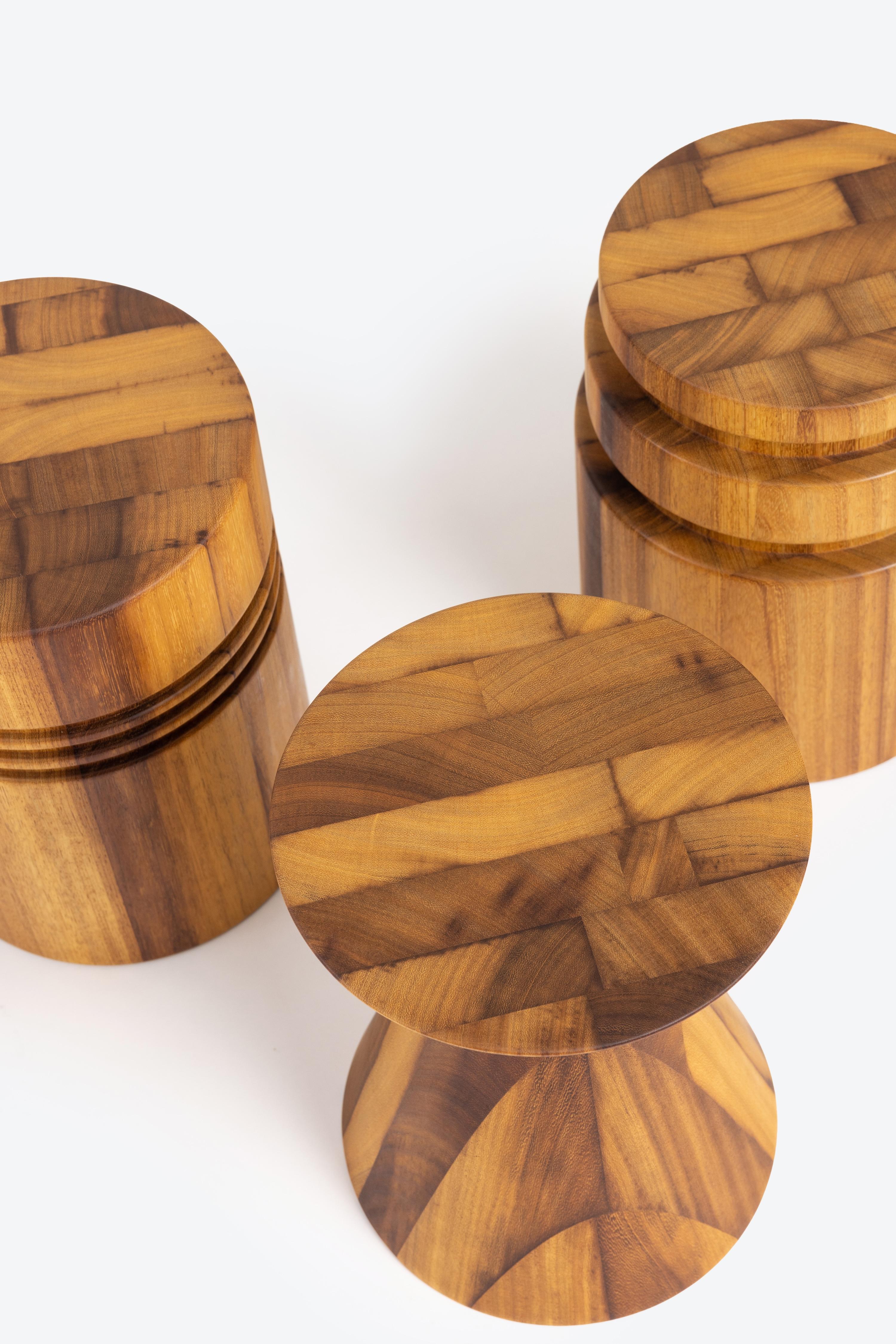 Tumbak Stool / Side Table For Sale 2