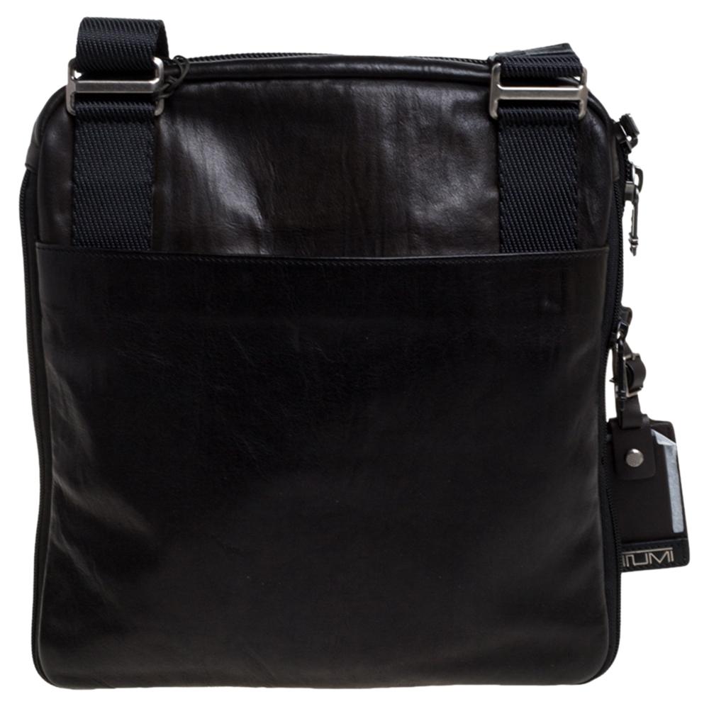 tumi messenger bag leather