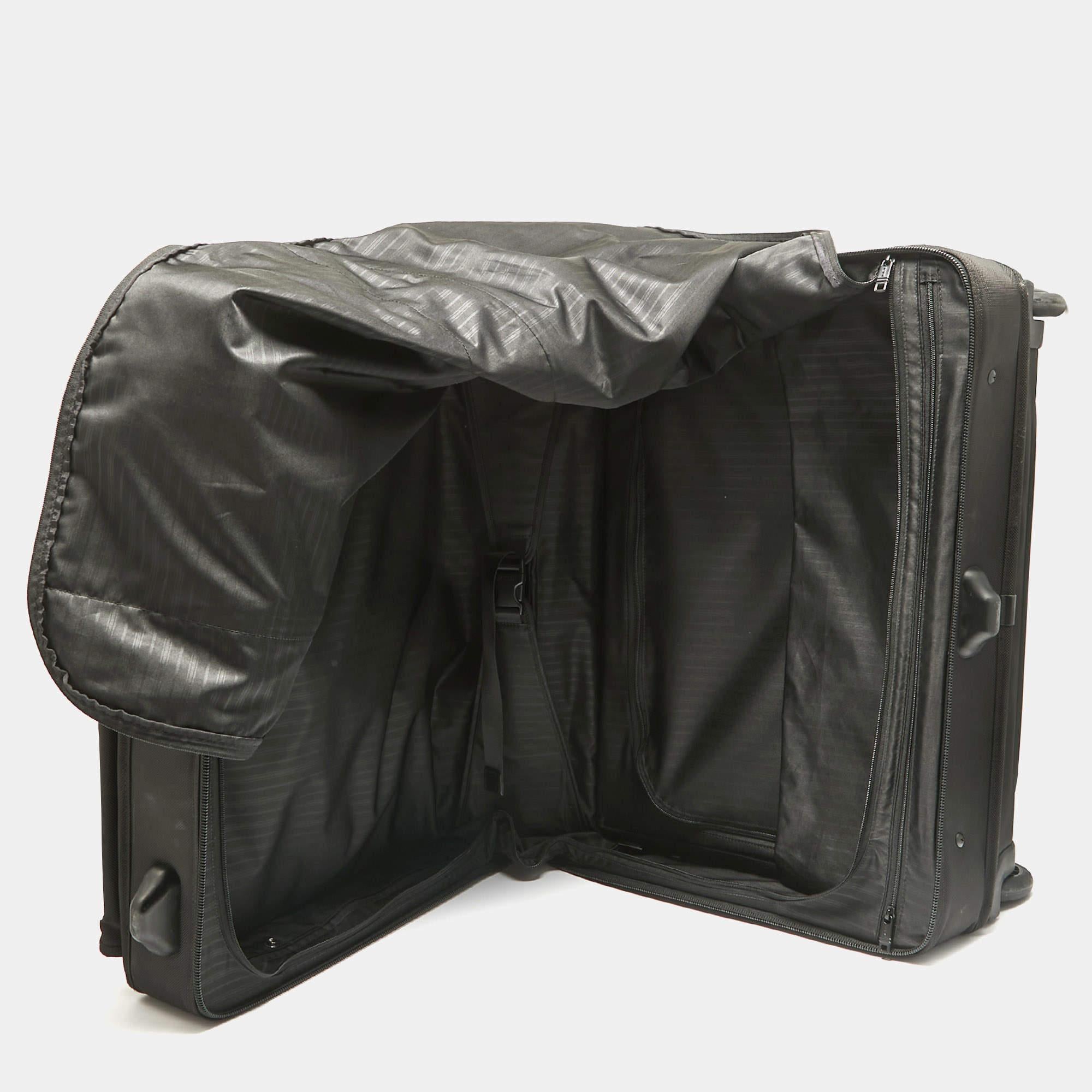 TUMI Black Fabric 2 Wheeled Alpha Classic Garment Luggage 4