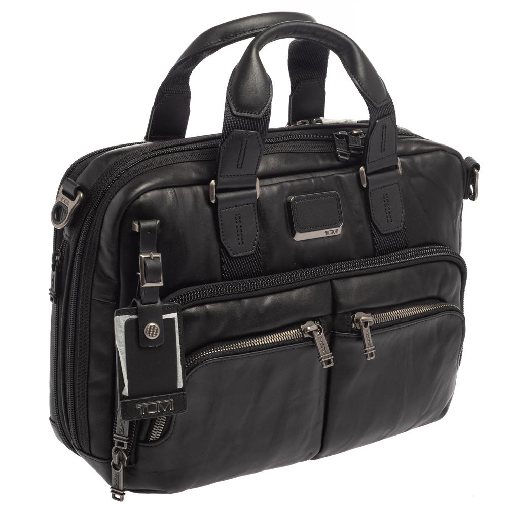 TUMI Black Leather Alpha Bravo Albany Slim Bag In New Condition In Dubai, Al Qouz 2