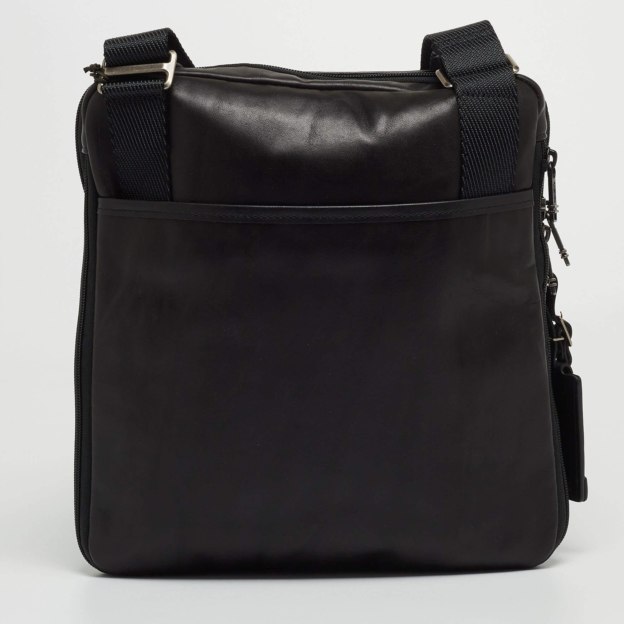 TUMI Black Leather Alpha Bravo Arnold Zip Expandable Messenger Bag 2