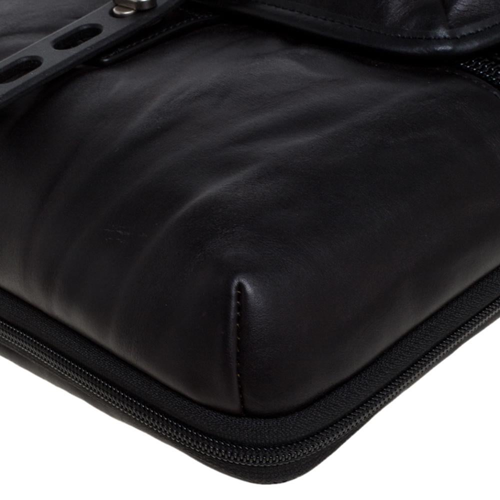 TUMI Black Leather Annapolis Zip Flap Messenger Bag 3