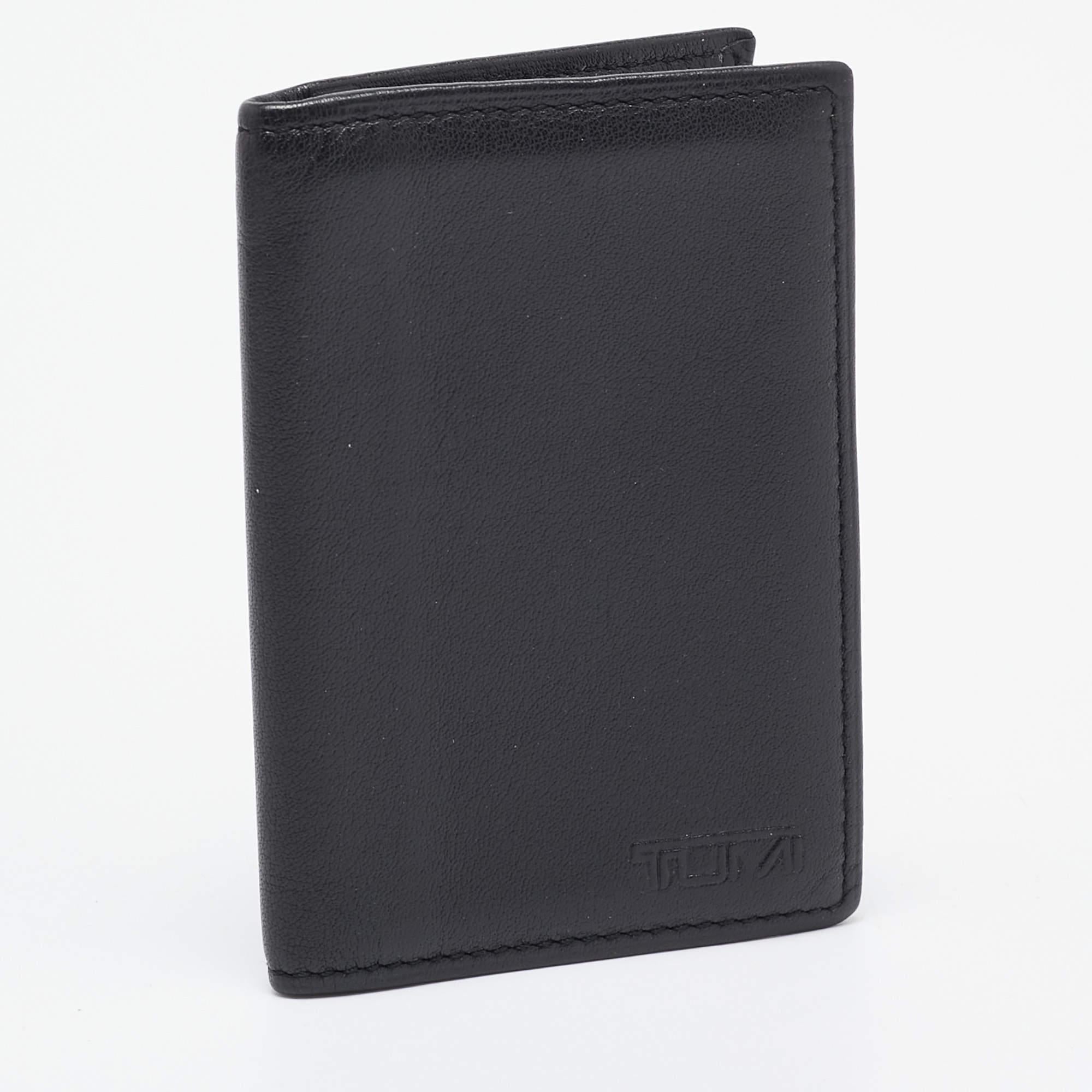 Men's TUMI Black Leather Bifold Card Holder For Sale