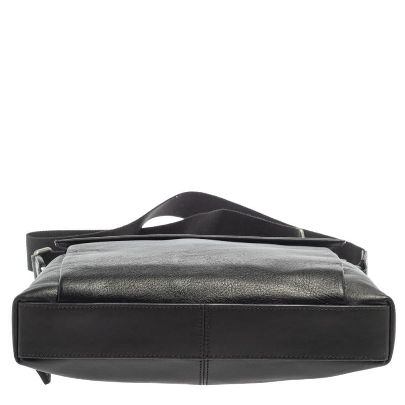 Tumi Black Leather DFO Monroe Oxford Top Zip Flap Messenger Bag 6