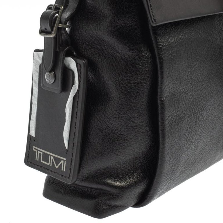 Tumi Black Leather DFO Monroe Oxford Top Zip Flap Messenger Bag at 1stDibs