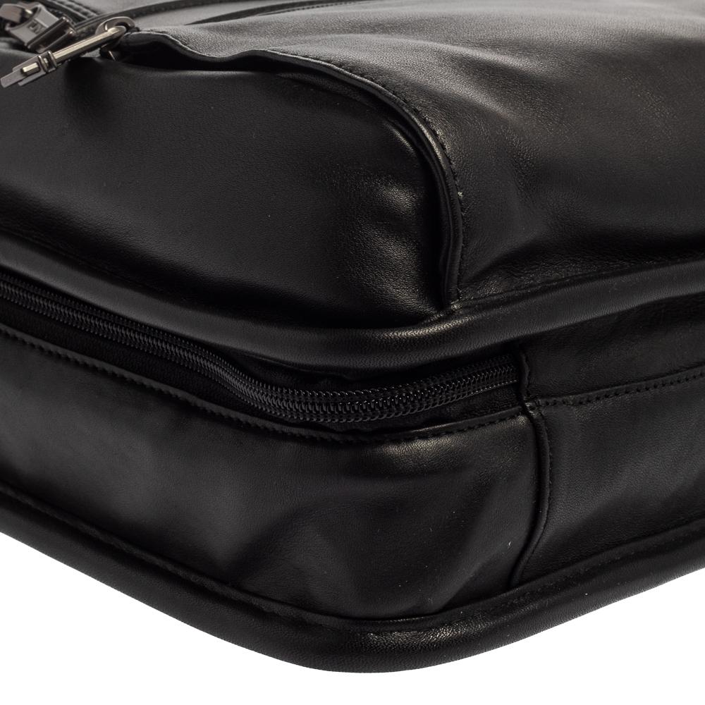 Men's TUMI Black Leather Gen 4.2 T-Pass Med Screen Laptop Slim Briefcase