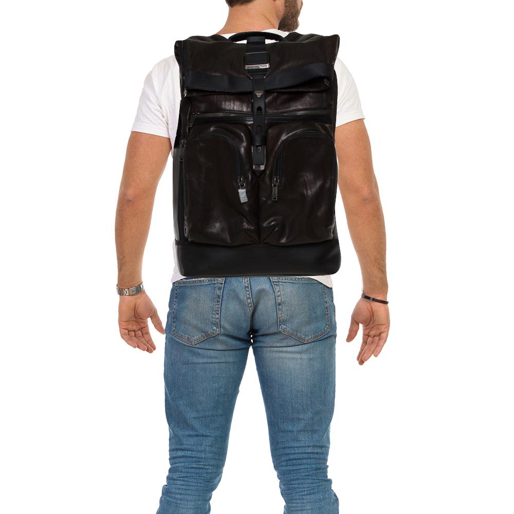 Noir TUMI Sac à dos à roulettes Alpha Bravo London en cuir noir et bronze métallique