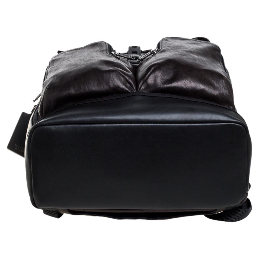  TUMI Sac à dos à roulettes Alpha Bravo London en cuir noir et bronze métallique Pour hommes 