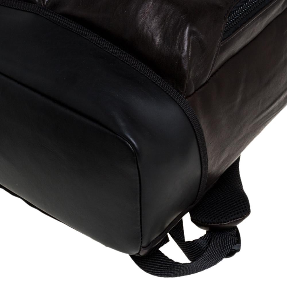 TUMI Sac à dos à roulettes Alpha Bravo London en cuir noir et bronze métallique 4