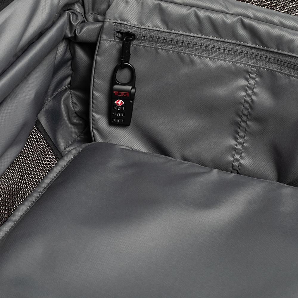 TUMI Black Nylon Alpha 2 Short Trip Expandable 4 Wheel Packing Case Gepäck 8