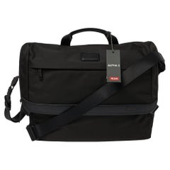 Tumi Tumi Laptoptasche aus schwarzem Nylon mit Alpha-Flap