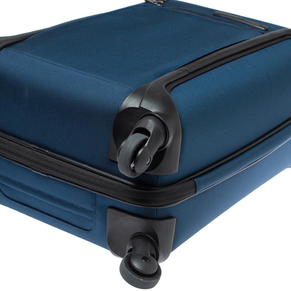 TUMI Blue/Black Nylon Lightweight International Carry On Luggage 1