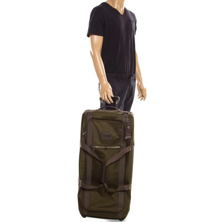 TUMI Green Nylon Alpha Bravo Expandable Wheeled Trolley at 1stDibs