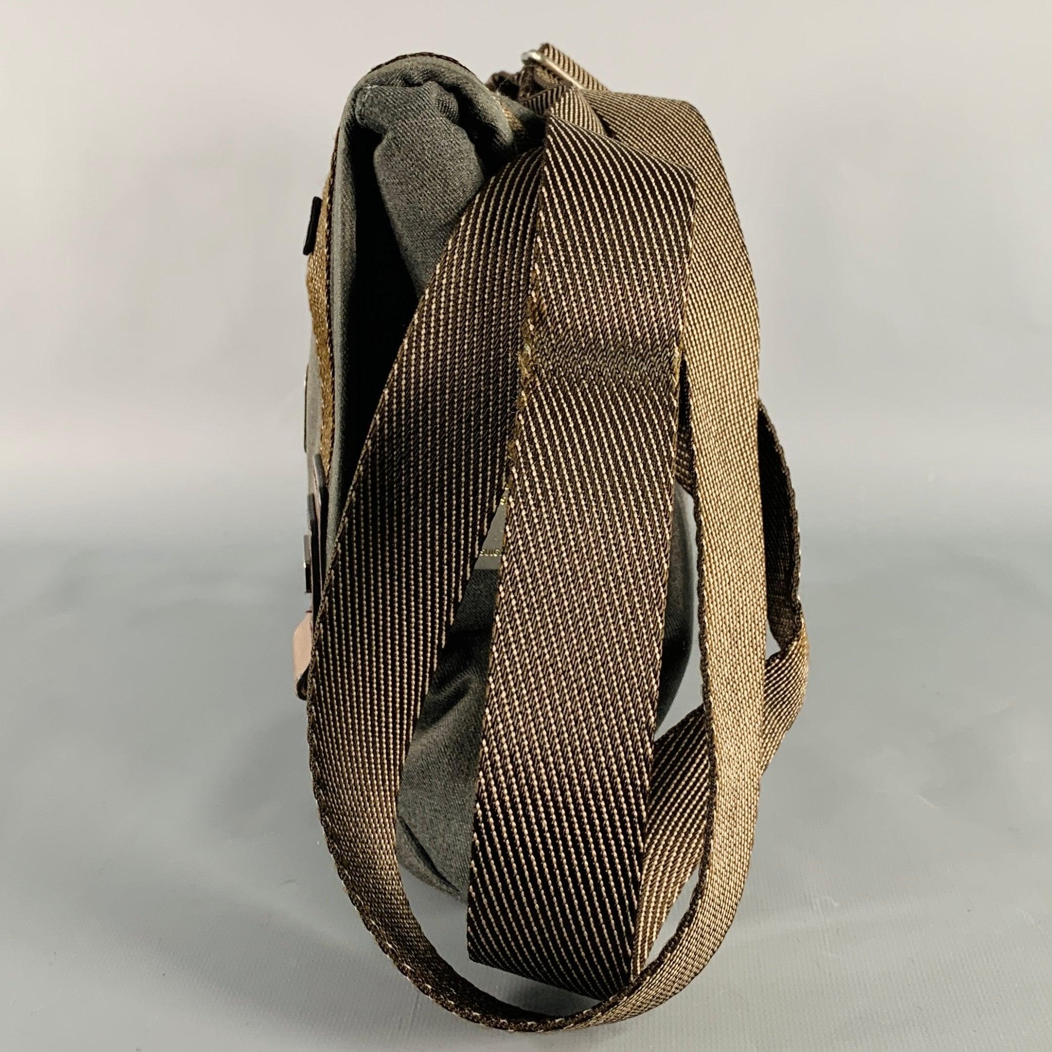 TUMI Grey Brown Canvas Messenger Bag In Excellent Condition In San Francisco, CA