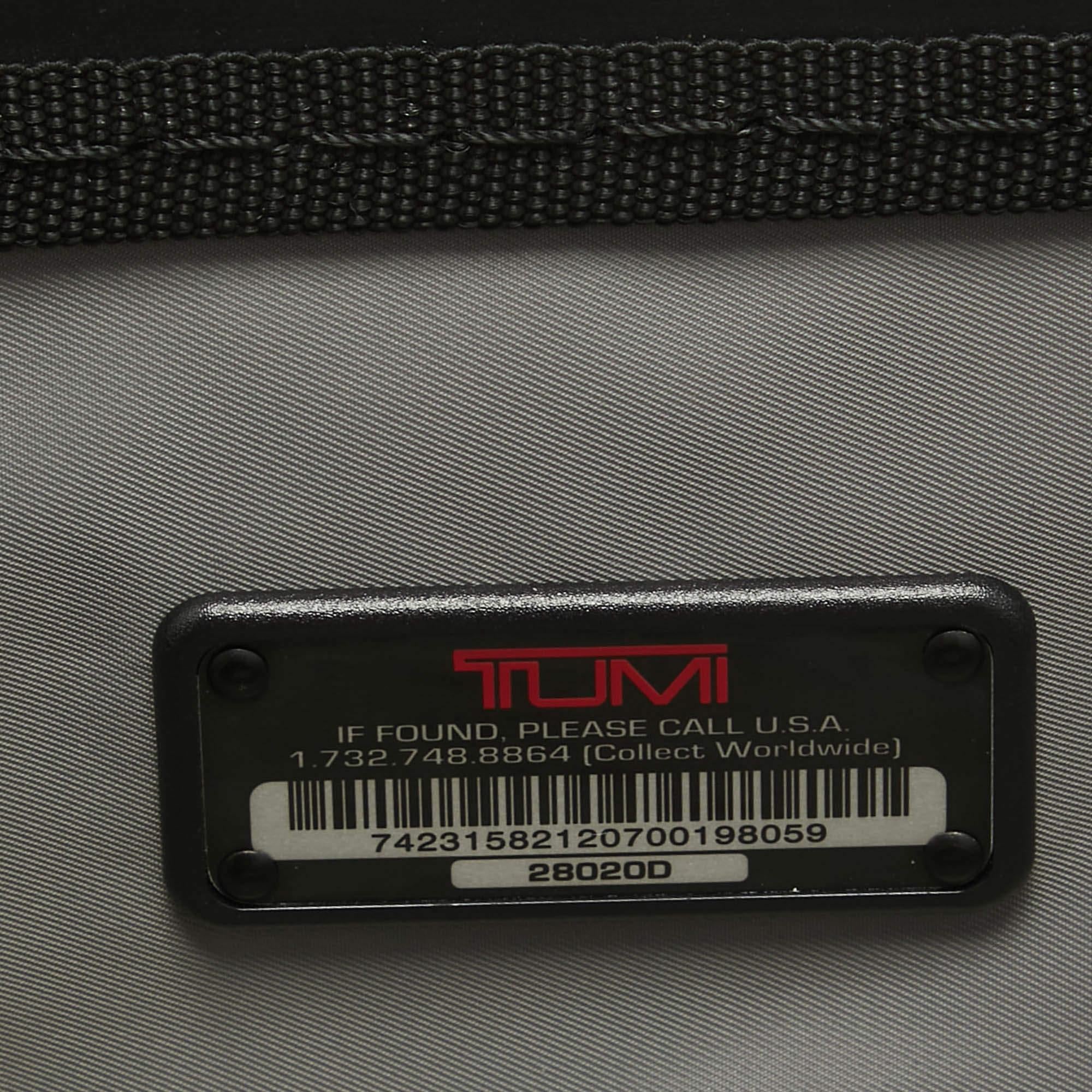 Tumi Grey Polycarbonate Vapor Carry On Luggage 50 5