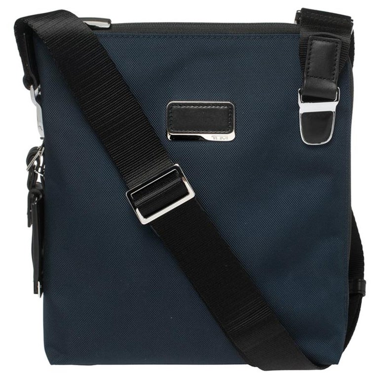 Tumi Navy Blue/Black Nylon Arrive Owen Crossbody.Bag For Sale at 1stDibs