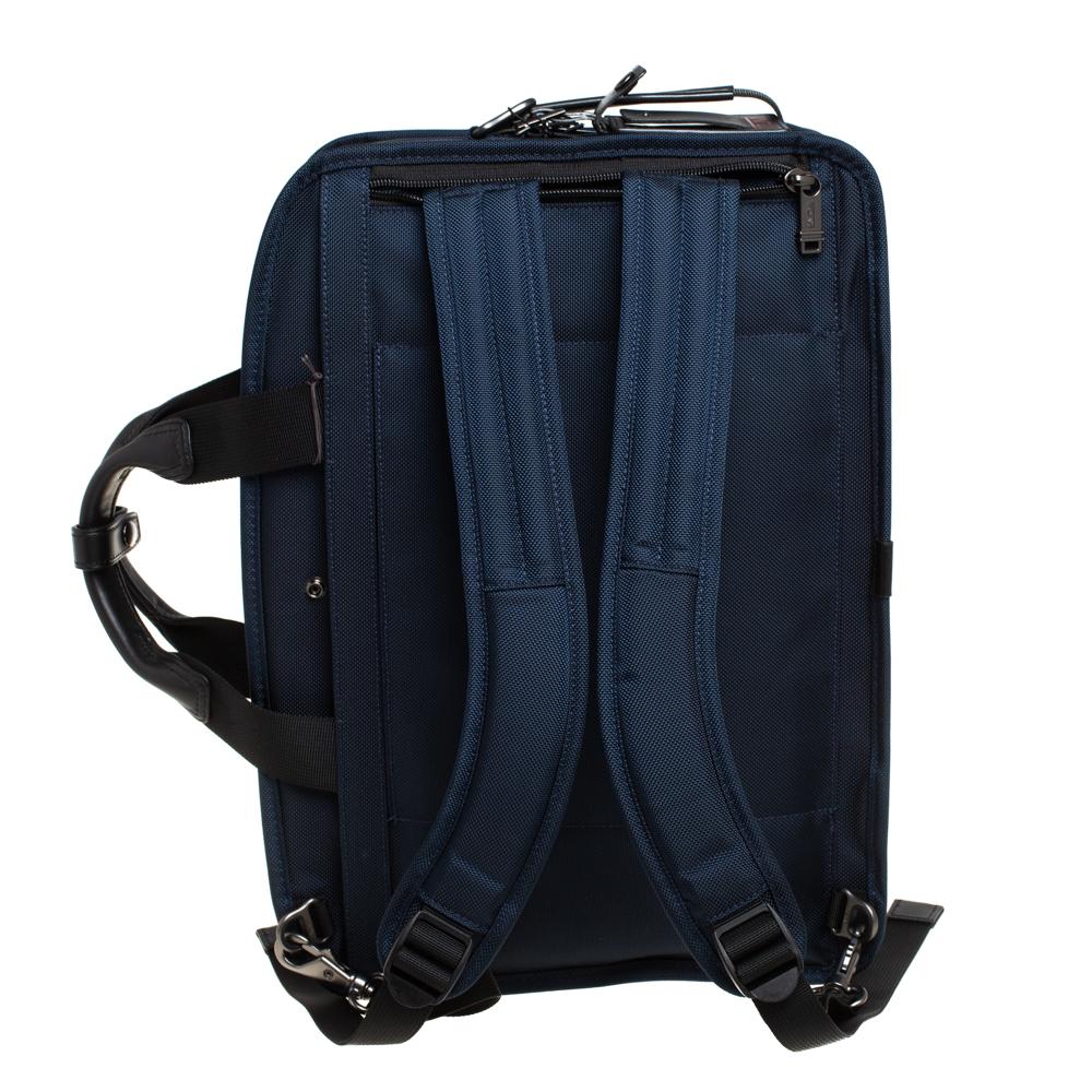 TUMI Navy Blue Nylon Gen 4.2 Three Way Briefcase In New Condition In Dubai, Al Qouz 2