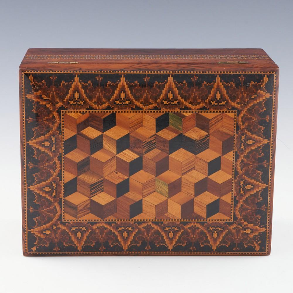 Victorien Tunbridge Ware - Une belle boîte à couture avec des cubes isométriques, c1850 en vente