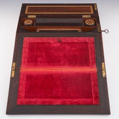 Tunbridge Ware - Scatola da scrittura raffigurante la porta dell'abbazia di Battle, 1870 ca.