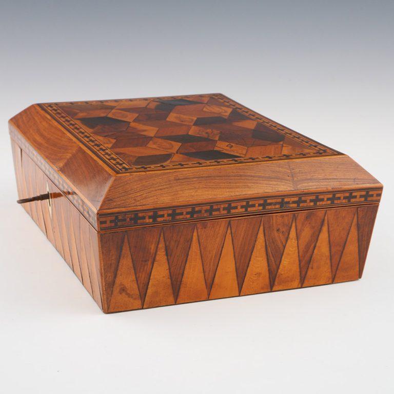 Tunbridge Ware Box with Perspective Cubes c1840 In Good Condition For Sale In Tunbridge Wells, GB