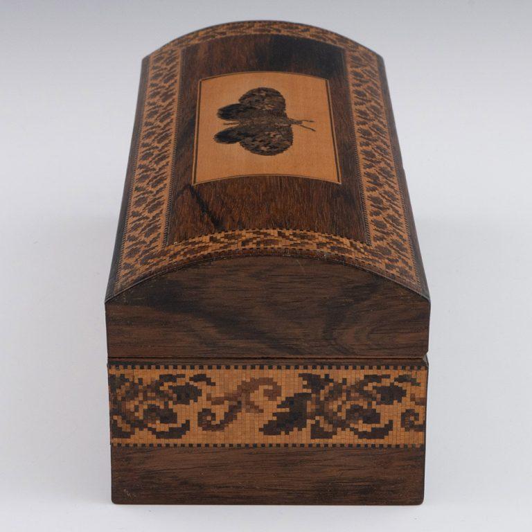 Guantera de Tunbridge Ware de Edmund Nye c1855 Mediados del siglo XIX en venta