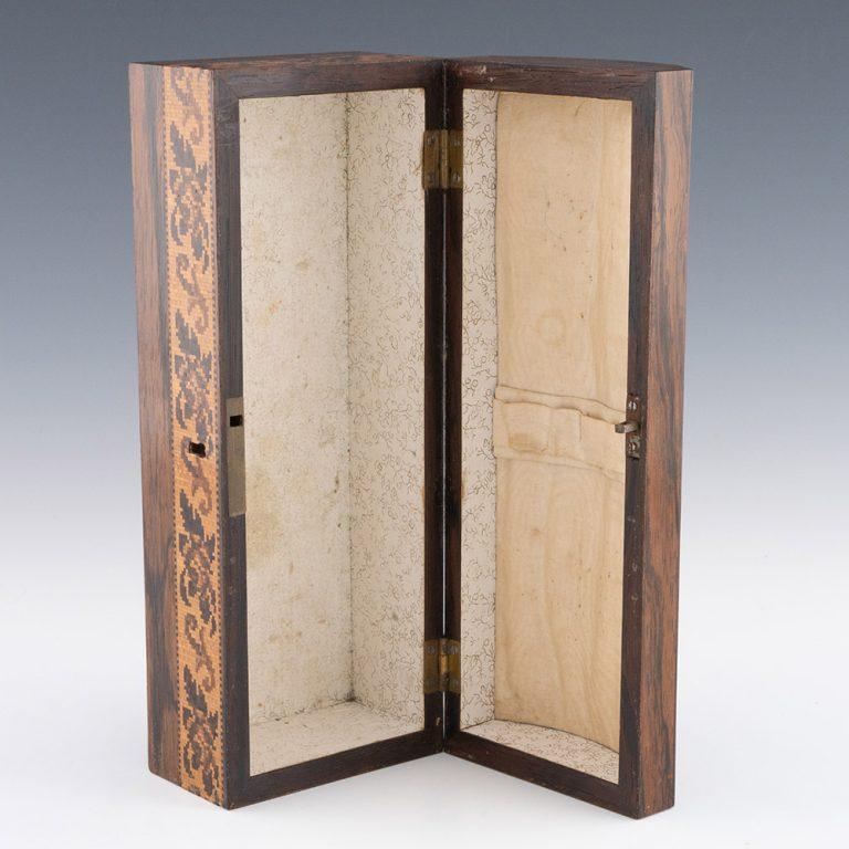 Guantera de Tunbridge Ware de Edmund Nye c1855 en venta 2