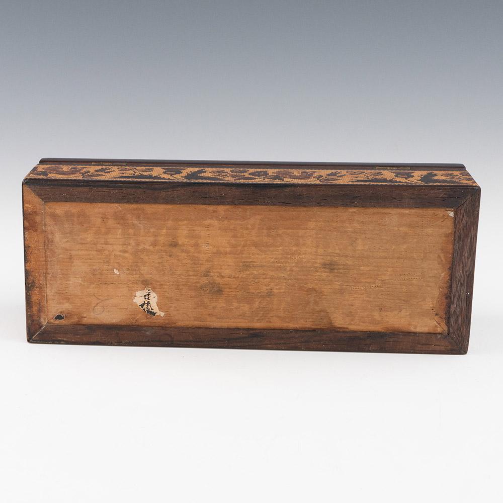 Guantera de Tunbridge Ware con mosaico floral c1870 en venta 1