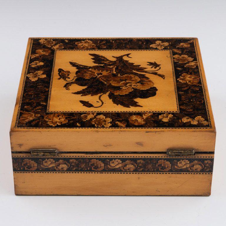 19th Century Tunbridge Ware Handkerchief Box George Wise Jnr c1860 For Sale