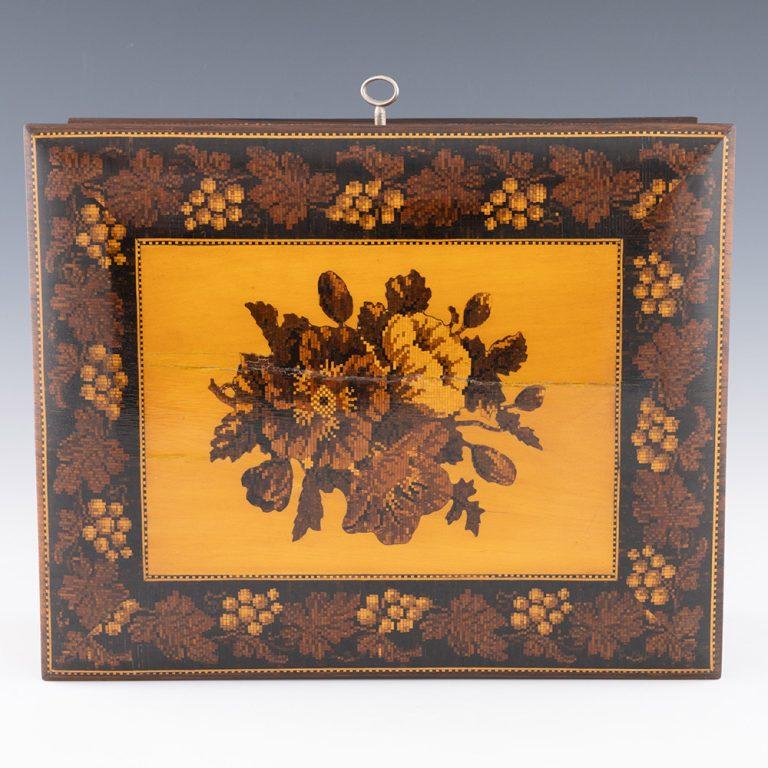 Costurero Tunbridge Ware de Henry Hollamby c1875 Madera en venta