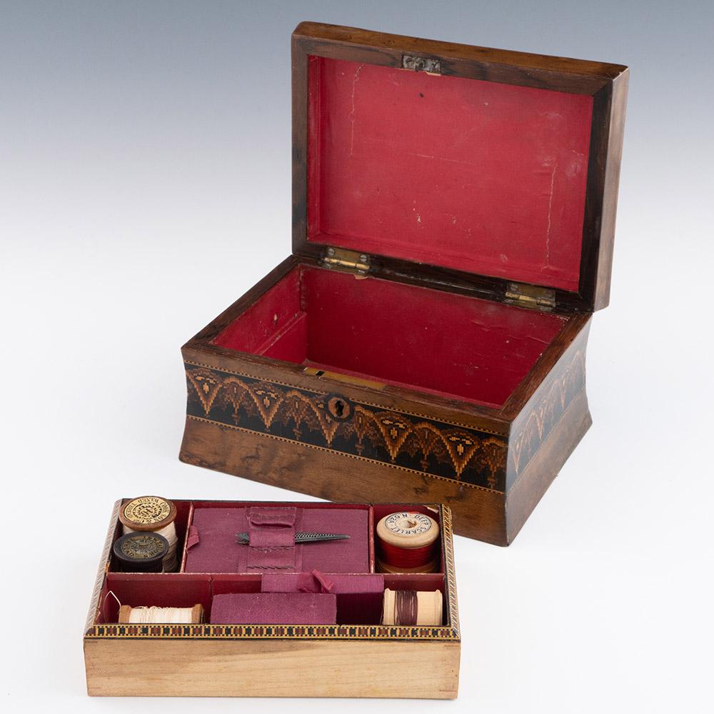 Costurero de Tunbridge Ware con mosaico floral c1860 en venta 1