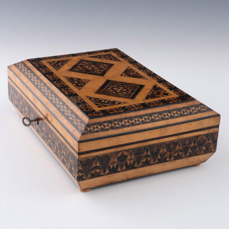 Tunbridge Ware Sewing Box with Geometric Stickware c1840 For Sale 1