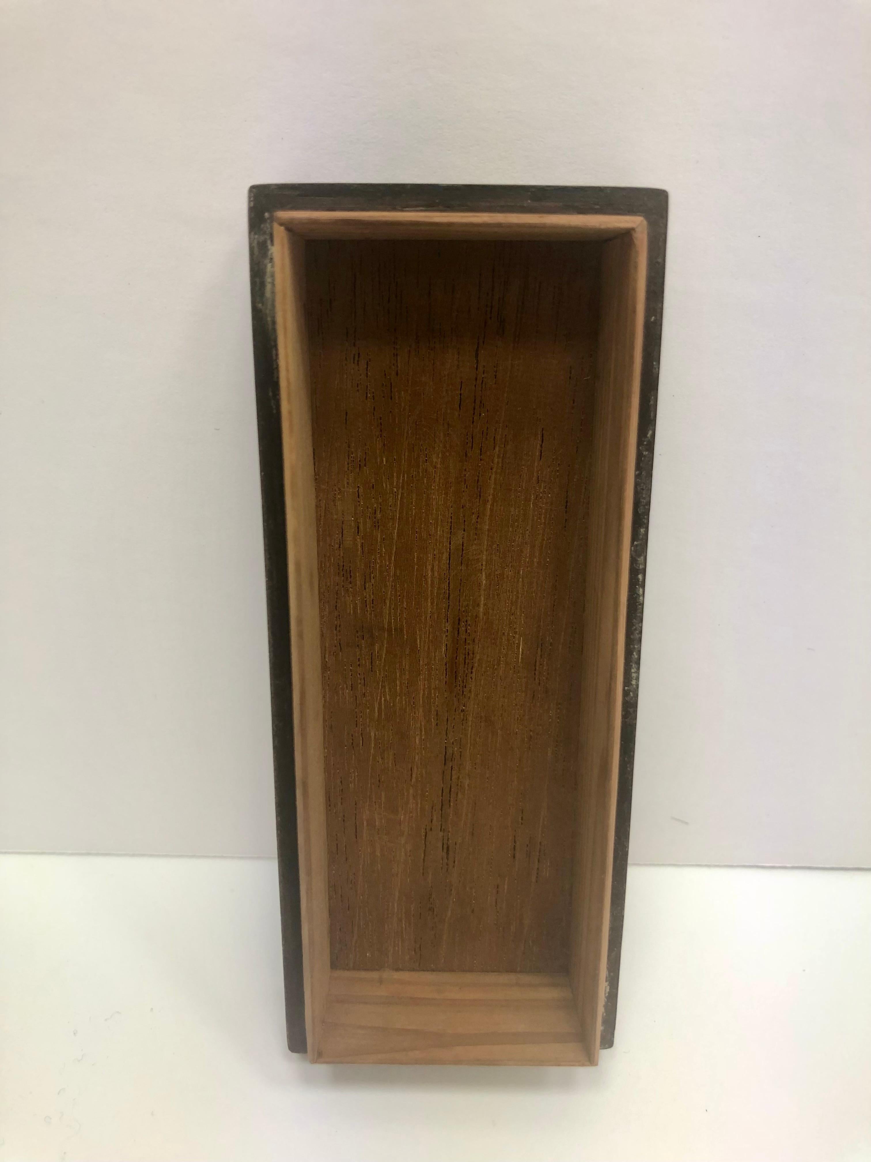 Caja de baratijas de madera Tunbridge Inglaterra, década de 1870 en Bueno estado para la venta en Stamford, CT