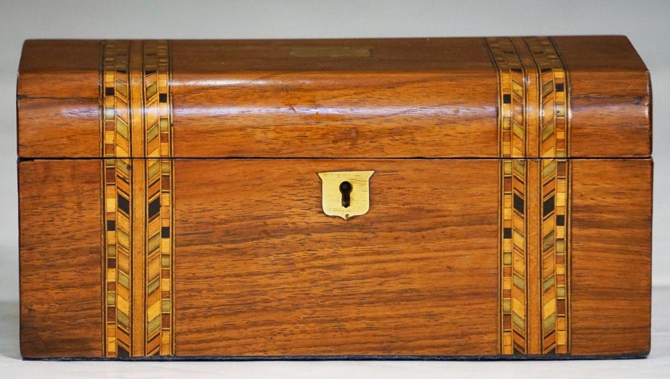 English Tunbridgeware Rectangular Box of Inlaid Wood from England For Sale