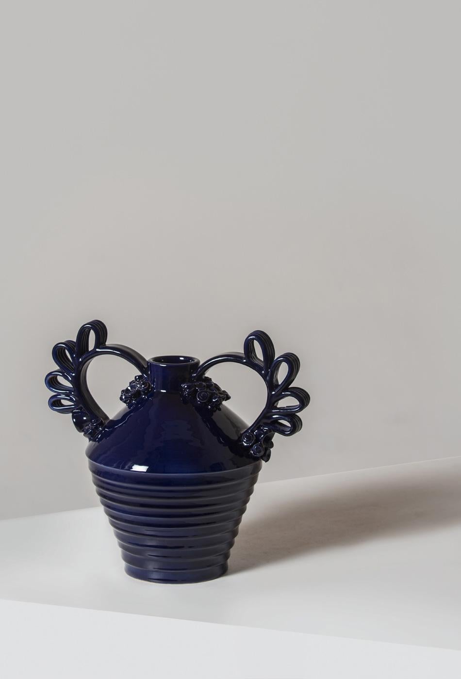 Tunda, a Reinterpretation of the Sardinian Nuptial Vase by Valentina Cameranesi (Italienisch) im Angebot