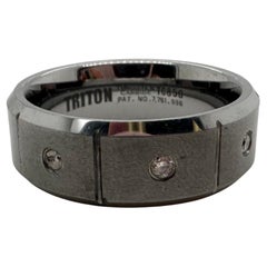Tungsten carbide ring with three diamonds size 11 cannot be sized