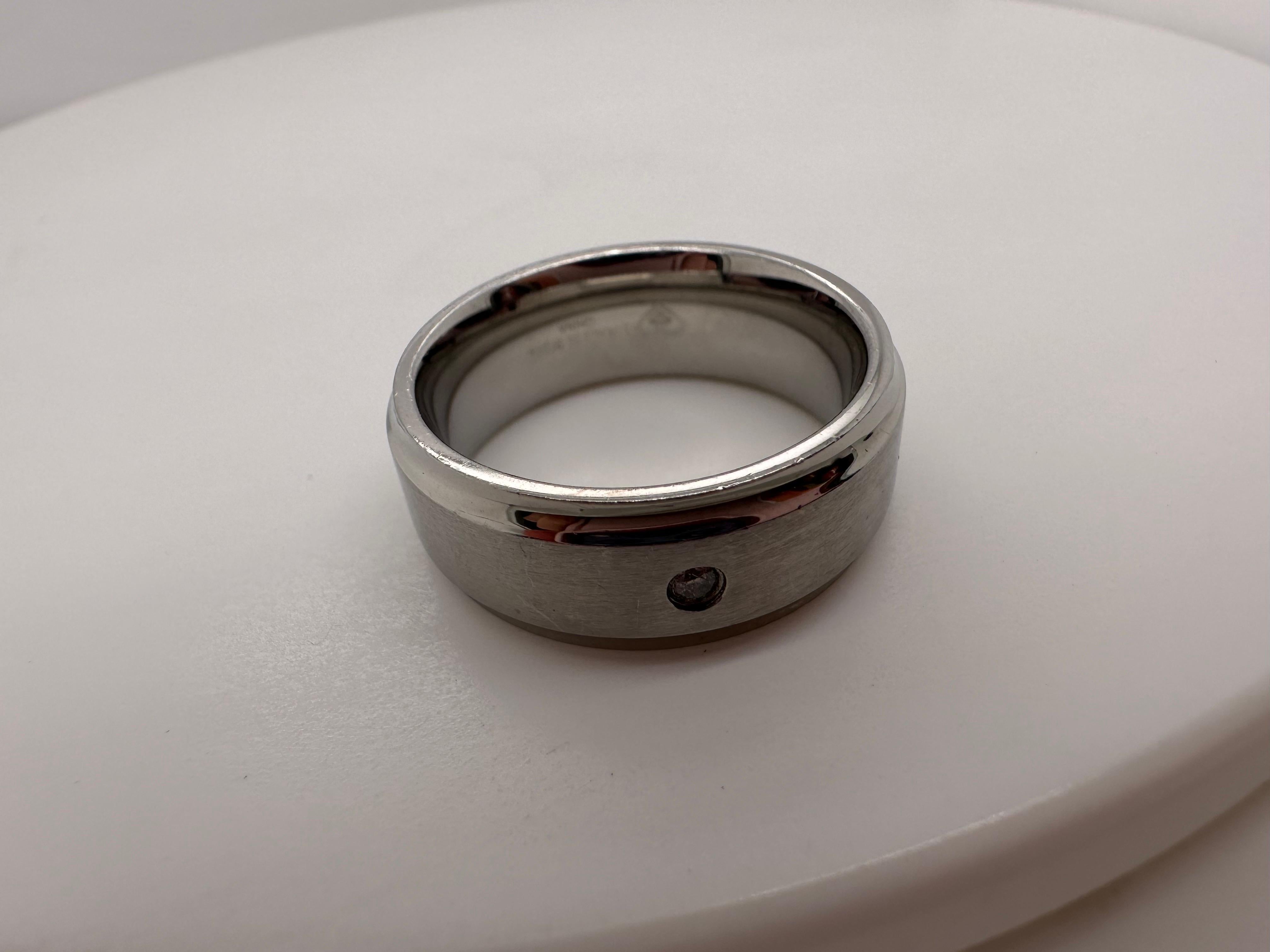 Taille ronde Bague de mariage Tungsten Triton taille 9 non ajustable pour hommes en vente