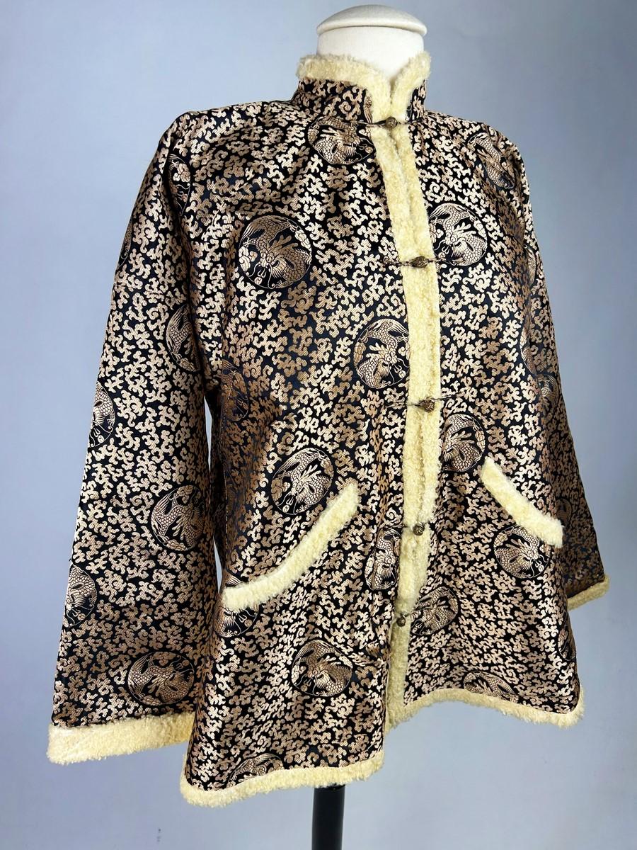 Tunic jacket in silk lampas and curled lamb fur - China Circa 1930 For Sale 1