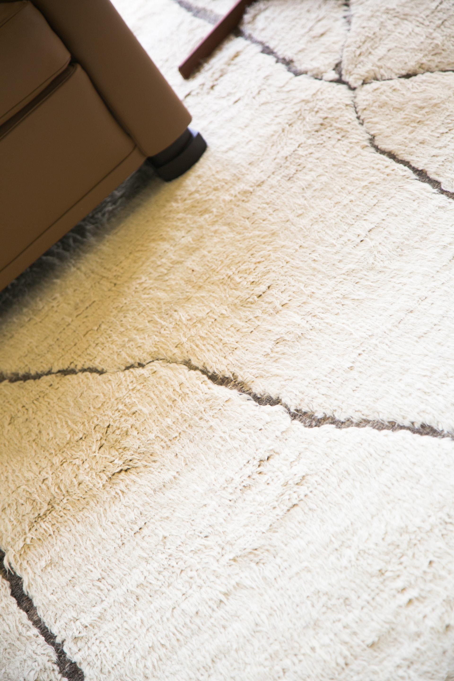 Afghano Tappeto Tunner, Collezione Atlas di Mehraban Rugs in vendita