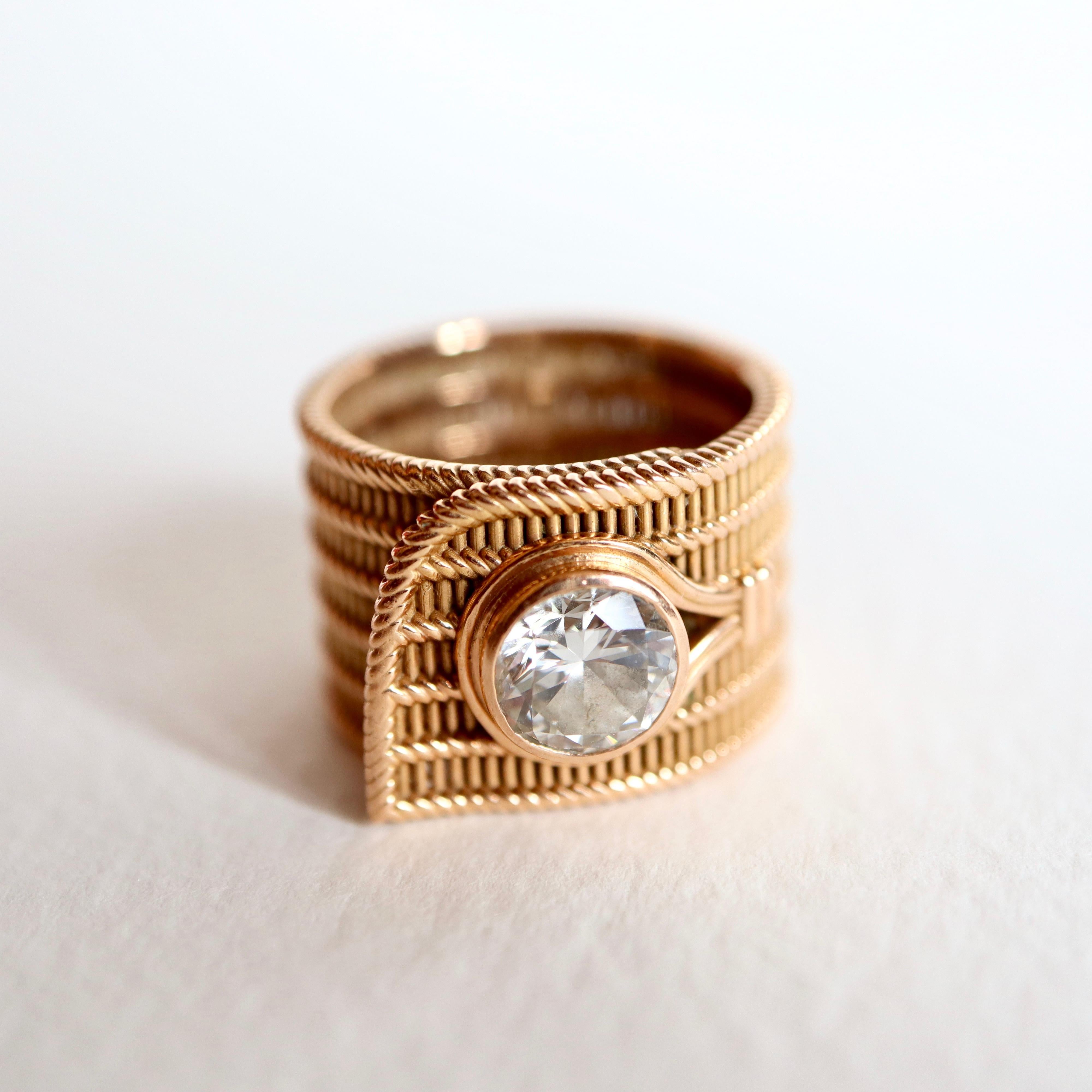 Turban-Ring mit 1,22 Karat Diamant in der Mitte im Angebot 3