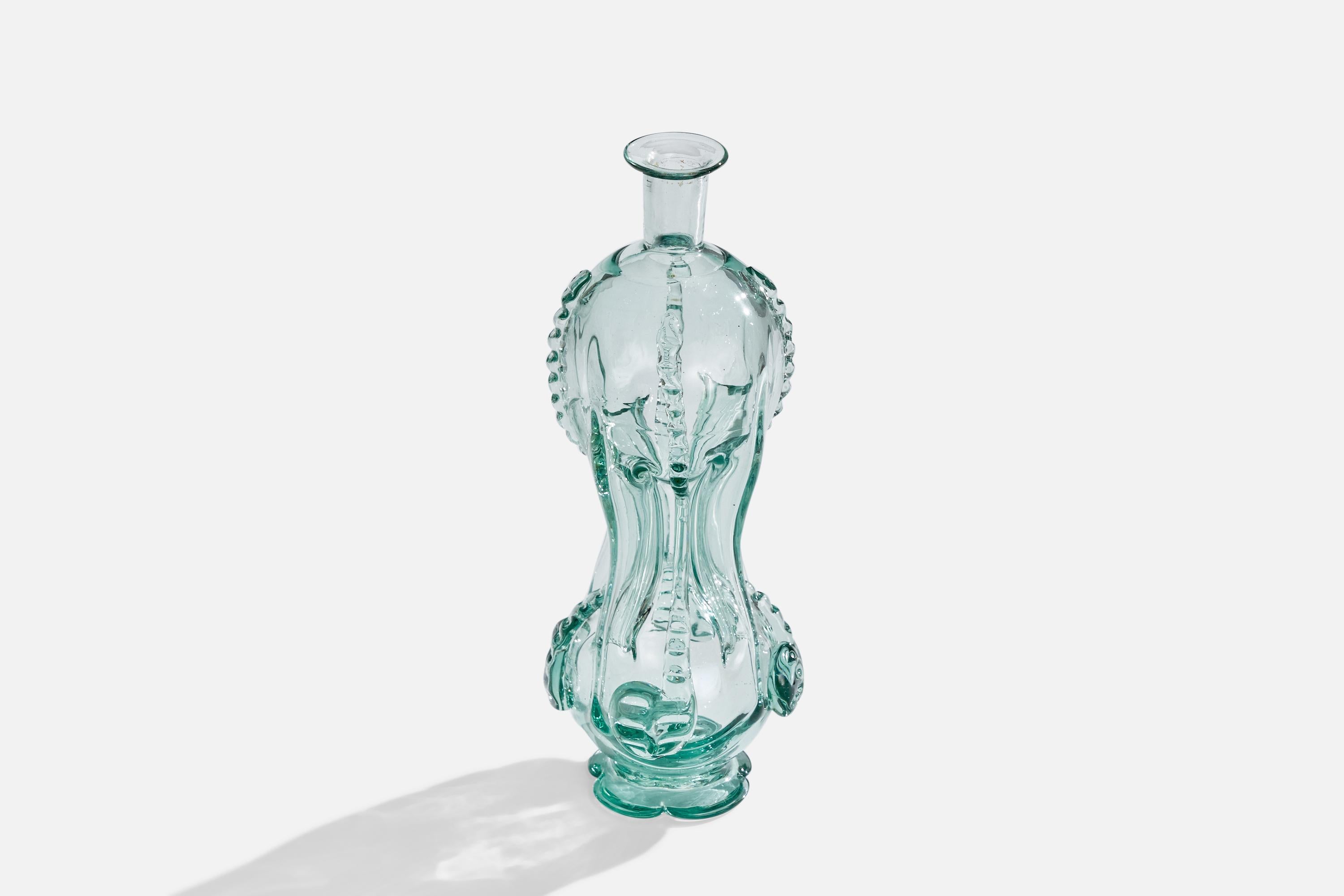 Botella de vidrio soplado diseñada por Ture Berglund y producida por Skansens Glasbruk, Suecia, década de 1940.