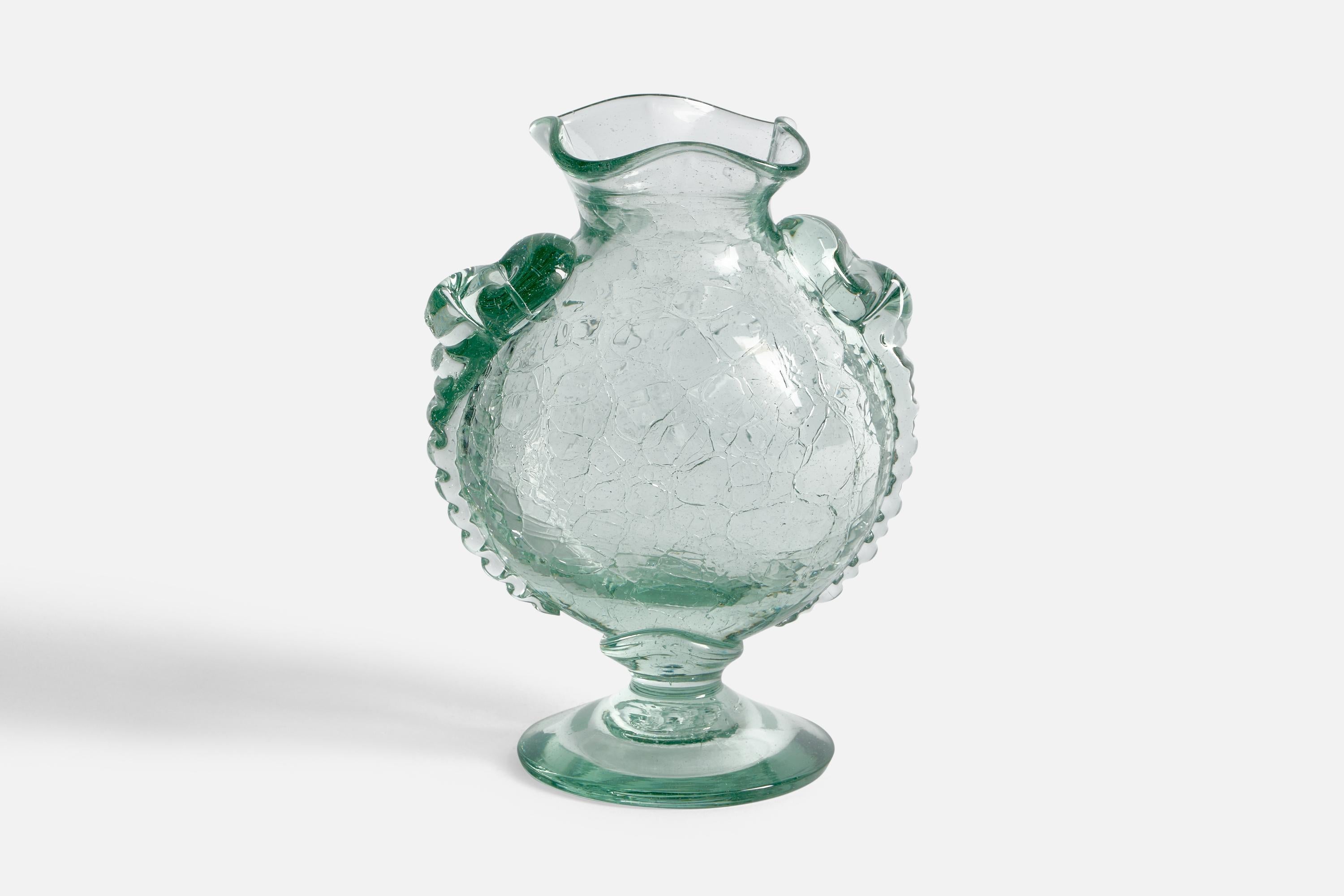 A blown glass vase designed by Ture Berglund and produced by Skansens Glasbruk, Sweden, 1940s.